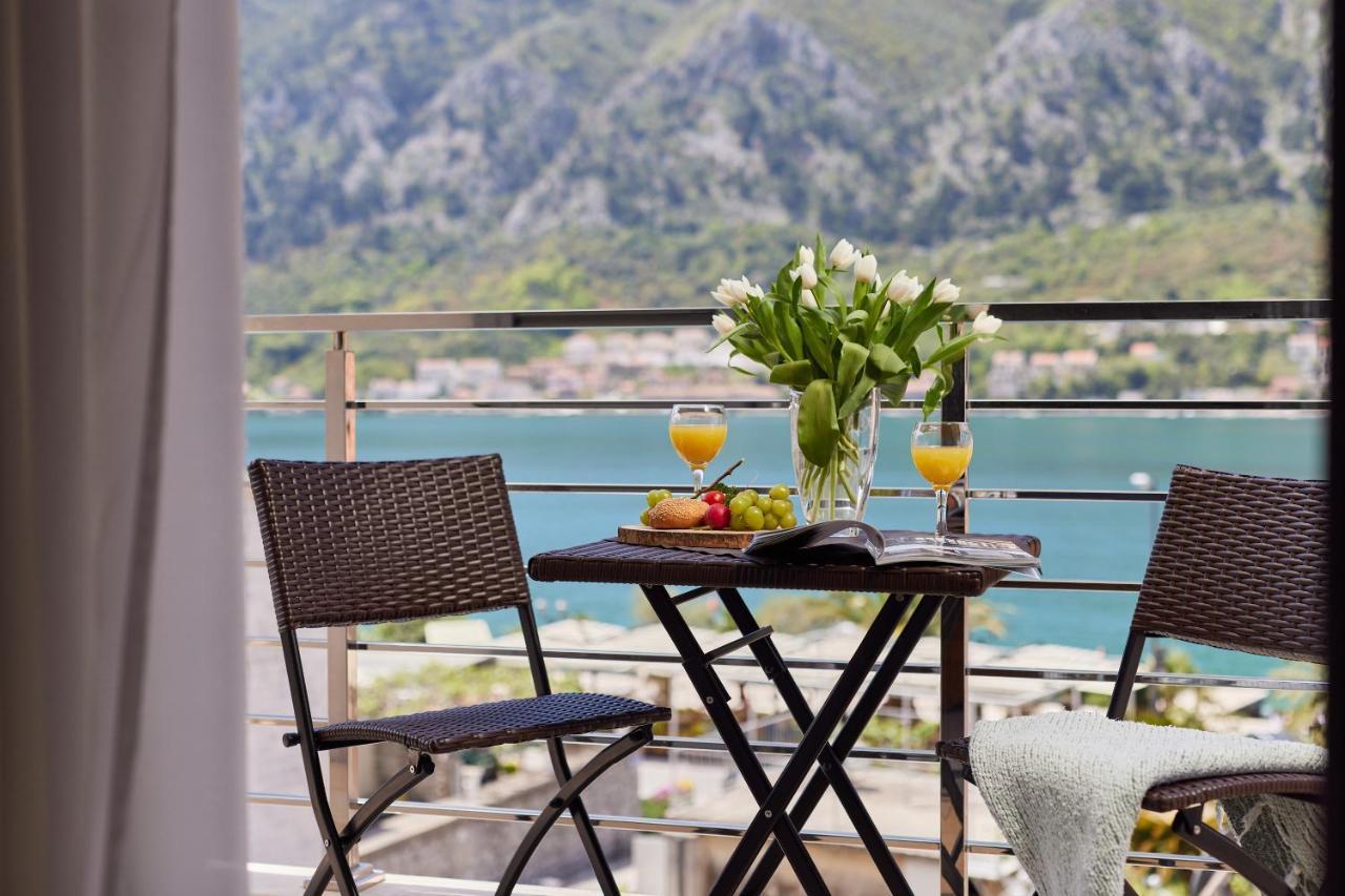 Apartment Mrsulja Kotor Buitenkant foto