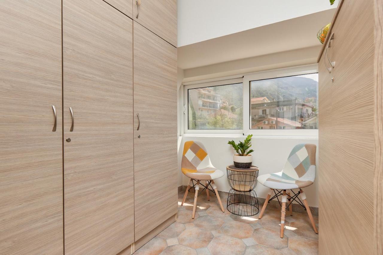 Apartment Mrsulja Kotor Buitenkant foto