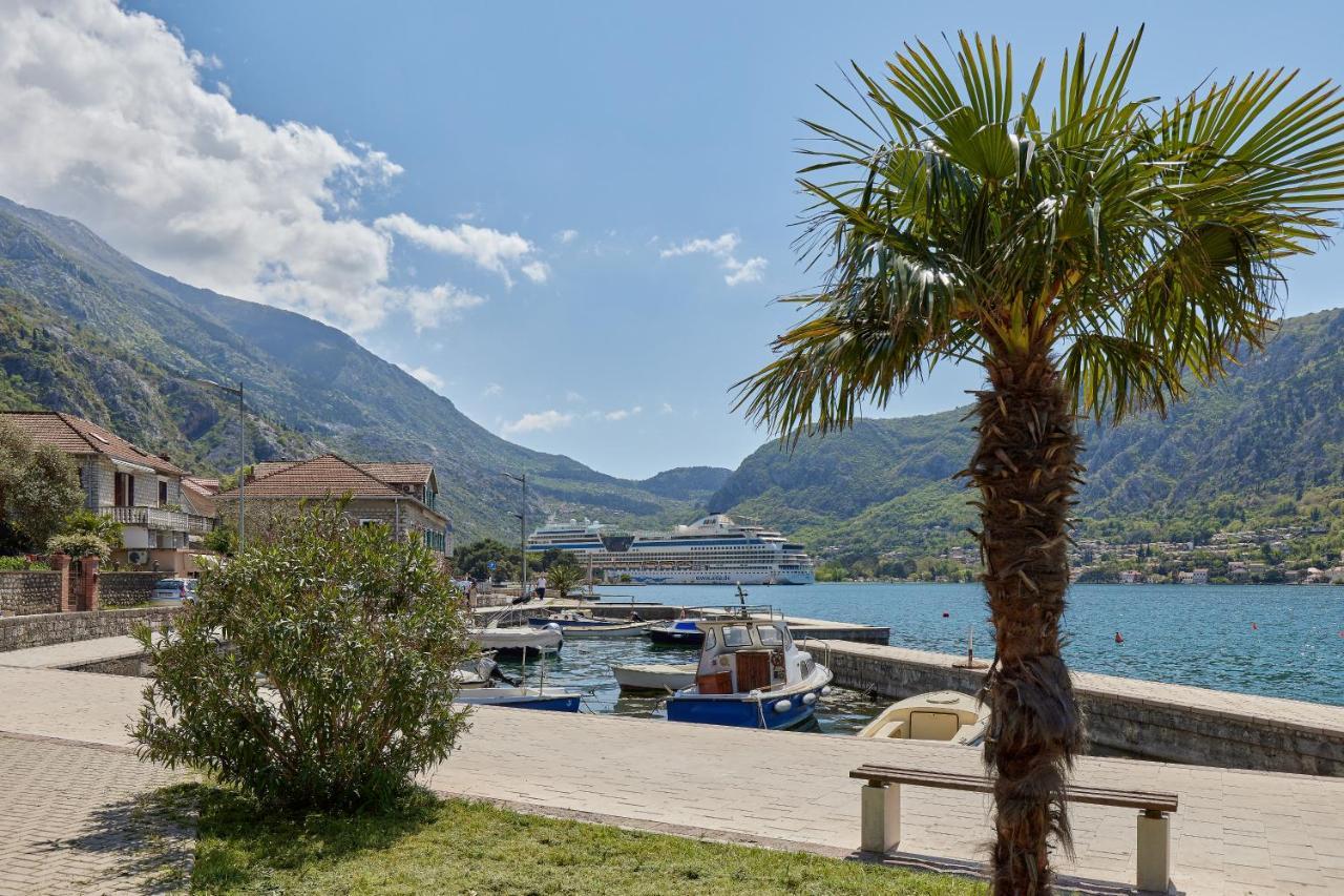 Apartment Mrsulja Kotor Buitenkant foto
